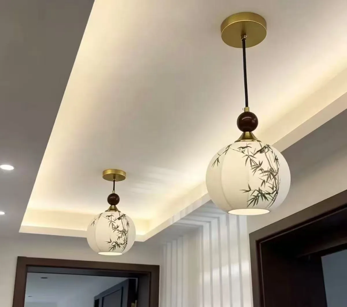 Decorative pendant lighting product display